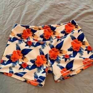 Born primitive shorts